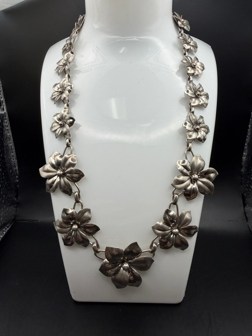 Vintage 1940's Sterling Silver Flower Link Necklace